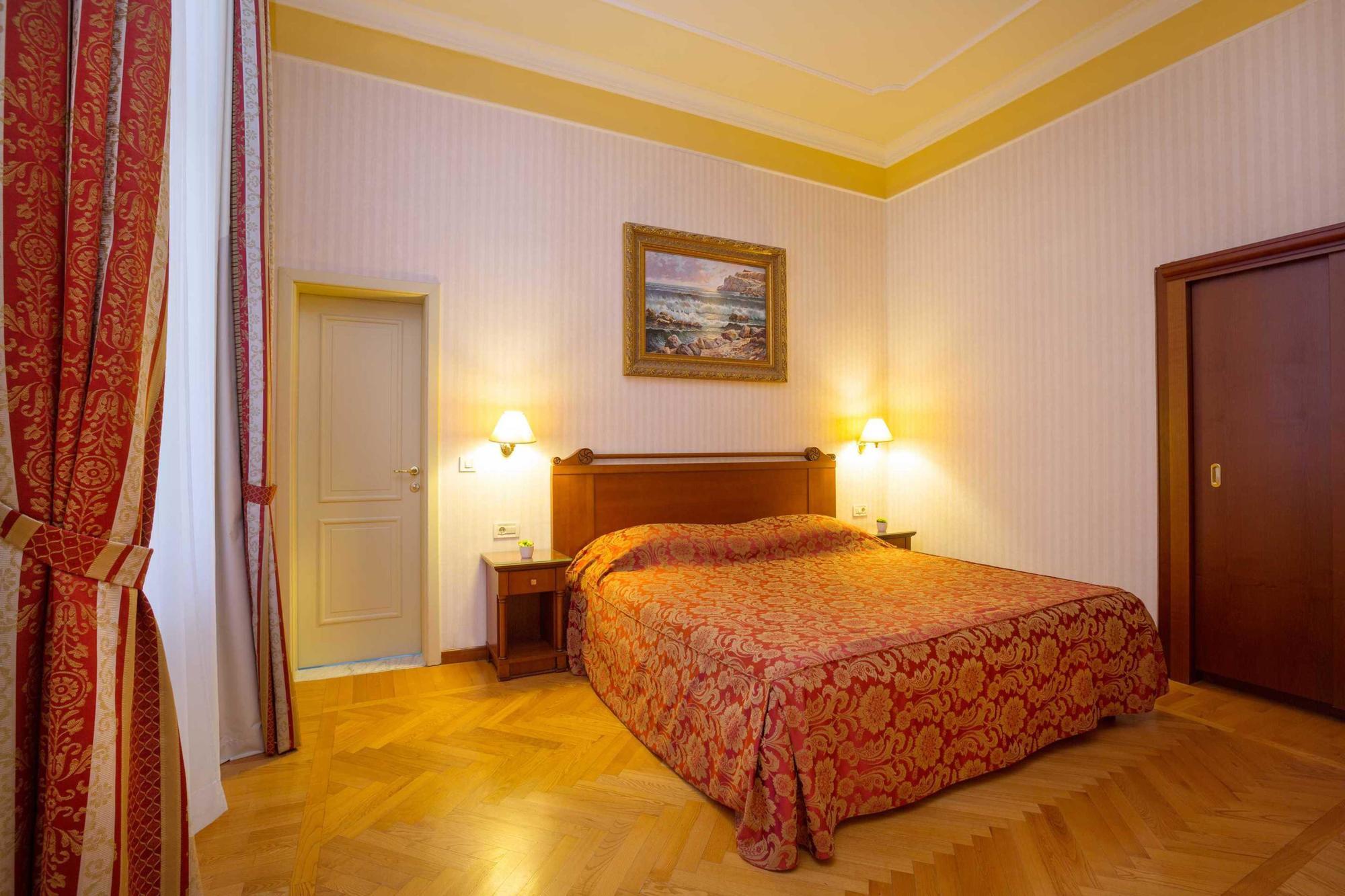 Hotel Continental Opatija Exterior photo